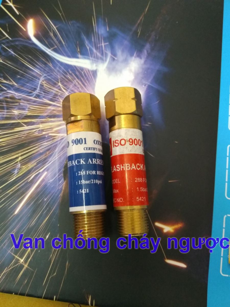 Van chống tạt ngược lửa gió đá