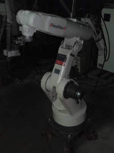 Robot hàn Panasonic AW-05C